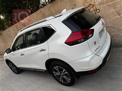 نيسان X-Trail